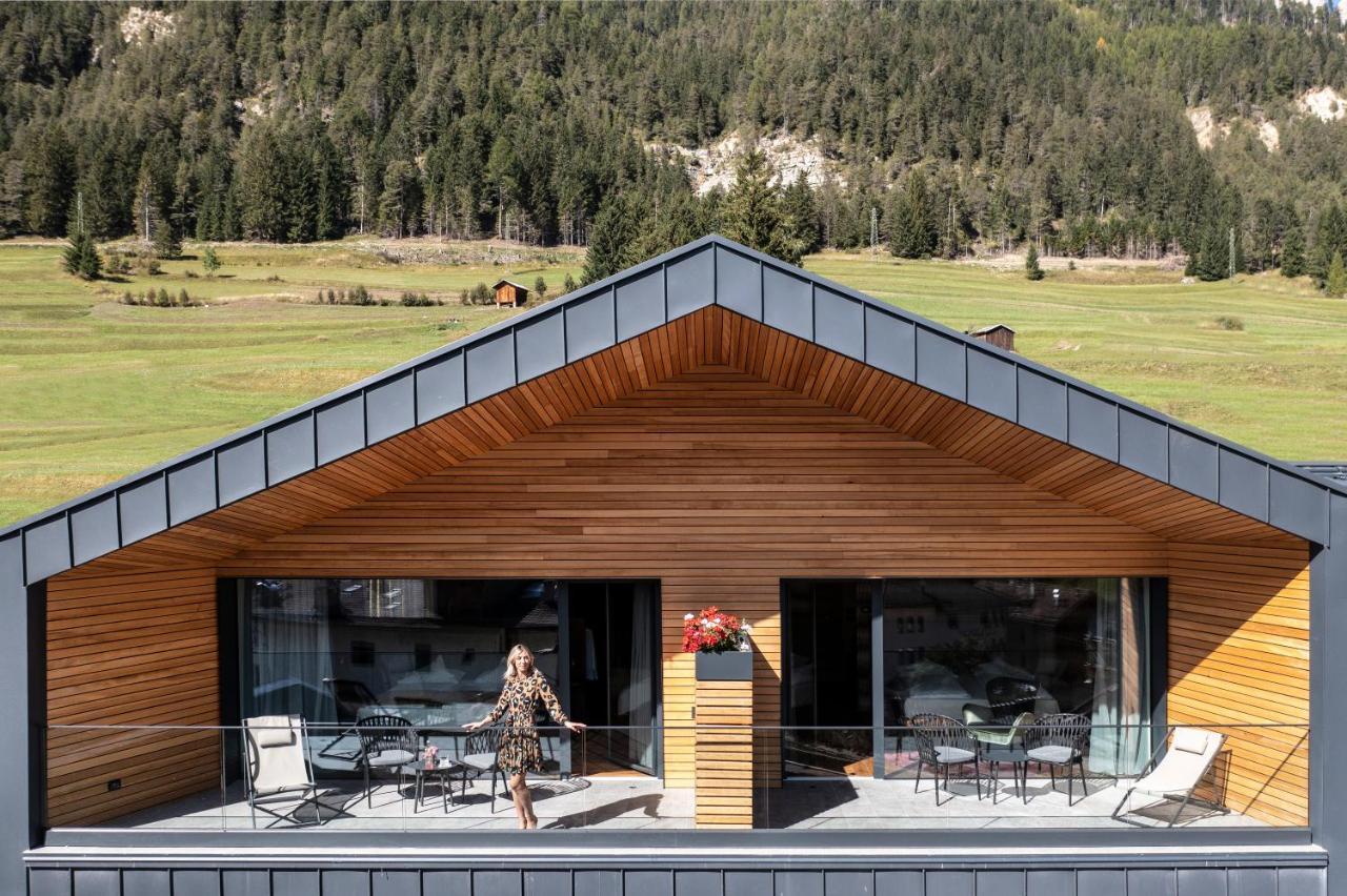 Hotel Ladinia Dolomites View Pozza di Fassa Buitenkant foto