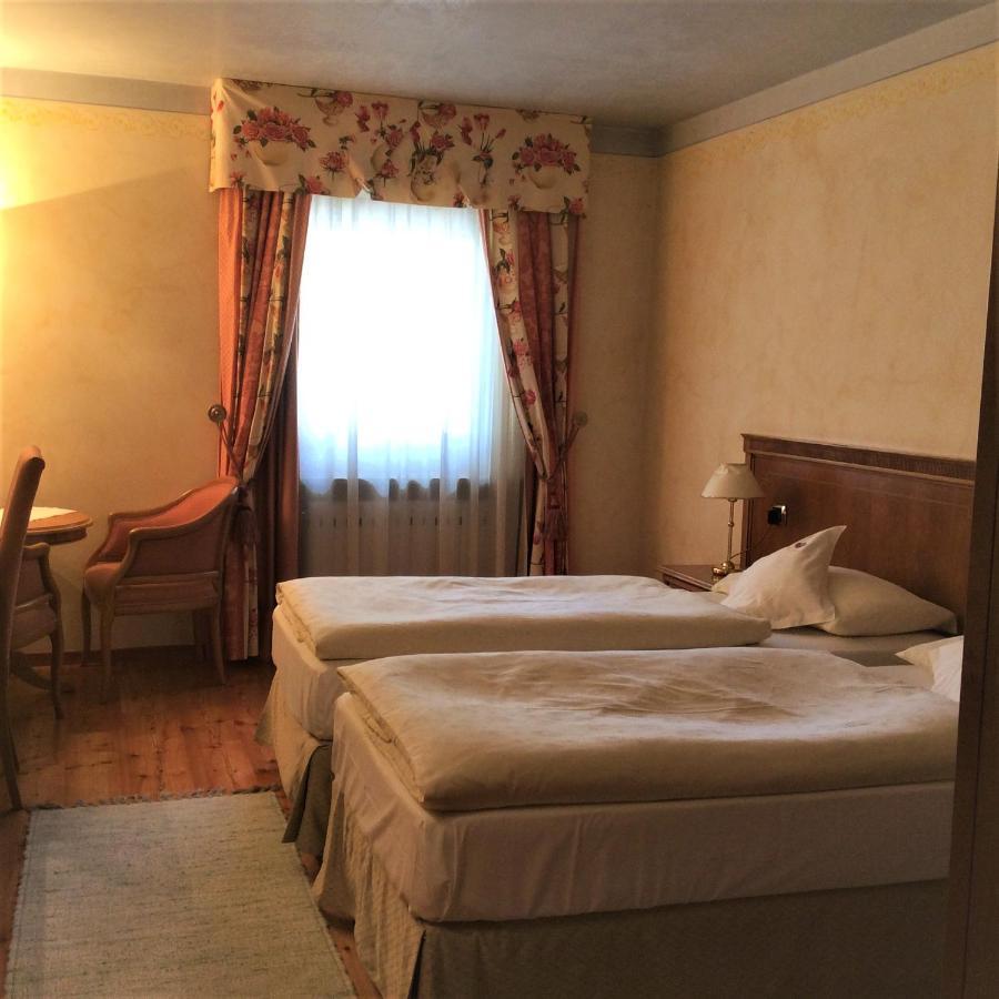 Hotel Ladinia Dolomites View Pozza di Fassa Buitenkant foto